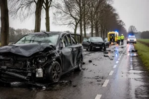 Ernstig auto-ongeluk in Ell met meerdere gewonden